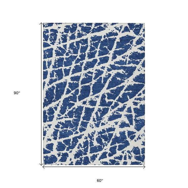 HomeRoots 5' Beige and Ivory Abstract Area Rug - Washable, Non-Skid, Stylish for Indoor and Outdoor Spaces 5' X 8' 559635