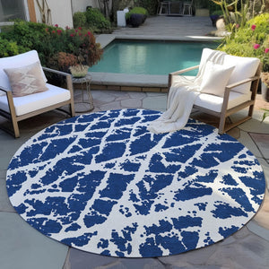 HomeRoots 5' Beige and Ivory Abstract Area Rug - Washable, Non-Skid, Stylish for Indoor and Outdoor Spaces 8' Round 559636