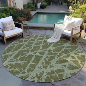HomeRoots 5' Beige and Ivory Abstract Area Rug - Washable, Non-Skid, Stylish for Indoor and Outdoor Spaces 8' Round 559645