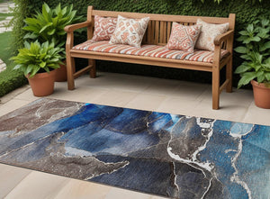 Homeroots 8' Runner Blue Abstract Washable Non Skid Indoor Outdoor Runner Rug Navy Polyester 559650