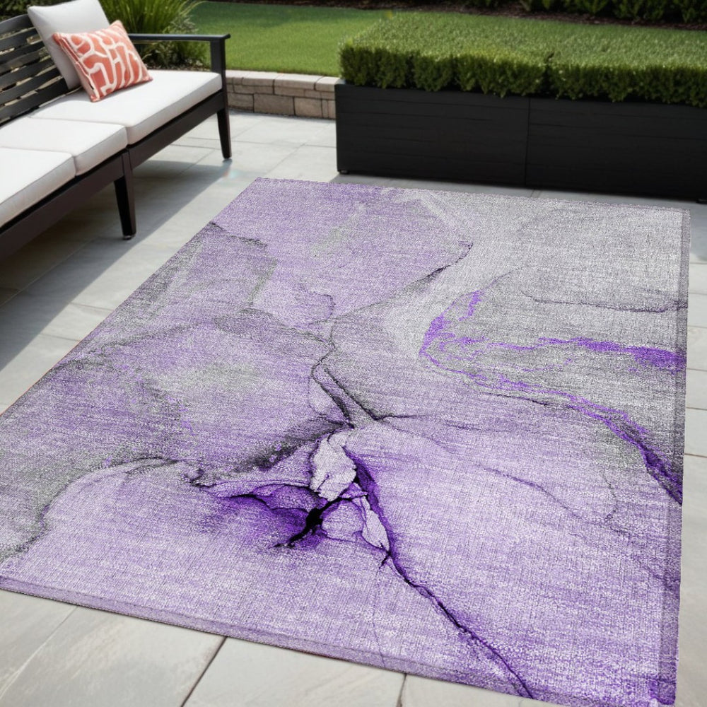HomeRoots 5' Beige Abstract Area Rug - Washable, Non-Skid Design for Indoor and Outdoor Spaces, Durable & Stylish 5' X 8' 559707