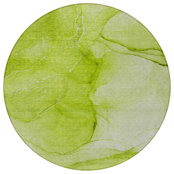 Homeroots 8' Round Green Round Abstract Washable Non Skid Indoor Outdoor Area Rug Green Polyester 559744