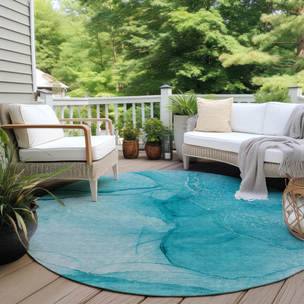 Homeroots 8' Round Teal Round Abstract Washable Non Skid Indoor Outdoor Area Rug Teal Polyester 559780