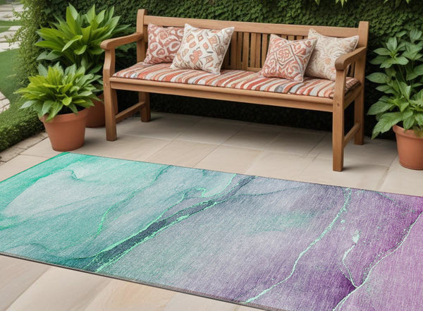 Homeroots 8' Runner Stylish Green Abstract Washable Non-skid Indoor/Outdoor Rug For Kids And Pets’ Spaces Aloe Polyester 559785