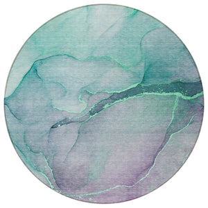 Homeroots 8' Round Green Round Abstract Washable Non Skid Indoor Outdoor Area Rug Aloe Polyester 559789