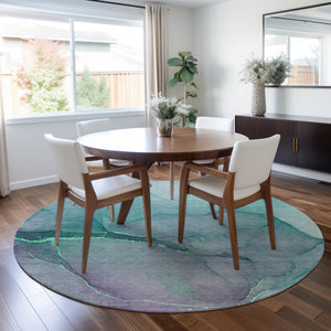 Homeroots 8' Round Green Round Abstract Washable Non Skid Indoor Outdoor Area Rug Aloe Polyester 559789