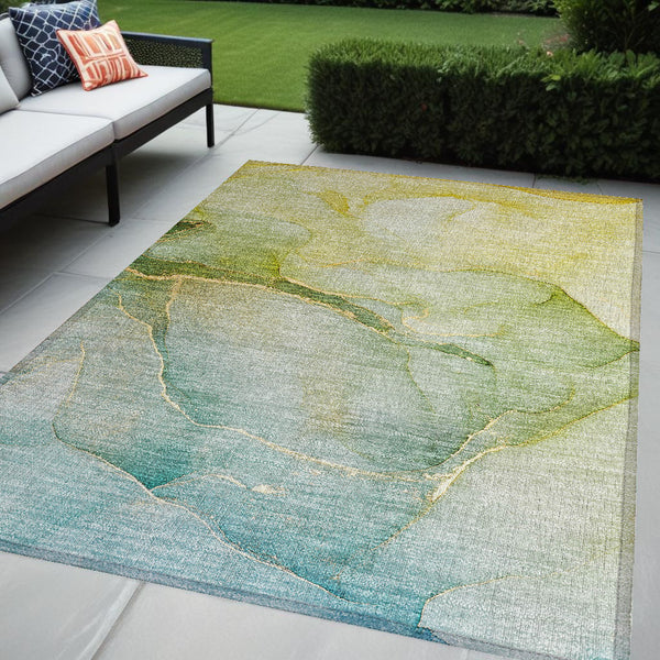 Homeroots 8' Runner Stylish Green Abstract Washable Non-skid Indoor/Outdoor Rug For Kids And Pets’ Spaces 5' X 8' Polyester 559806