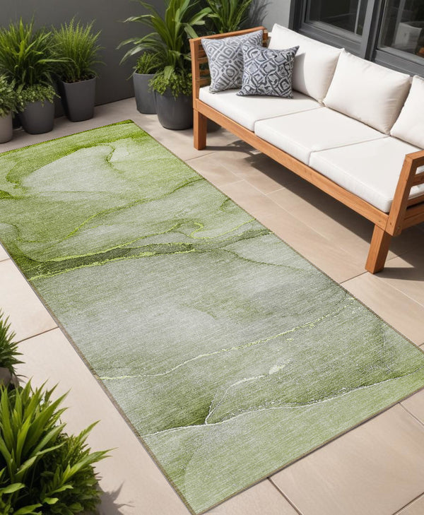 Homeroots 8' Runner Olive Green Abstract Washable Non Skid Indoor Outdoor Runner Rug Olive Polyester 559821