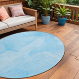 Homeroots 8' Round Blue Round Abstract Washable Non Skid Indoor Outdoor Area Rug Blue Polyester 559853