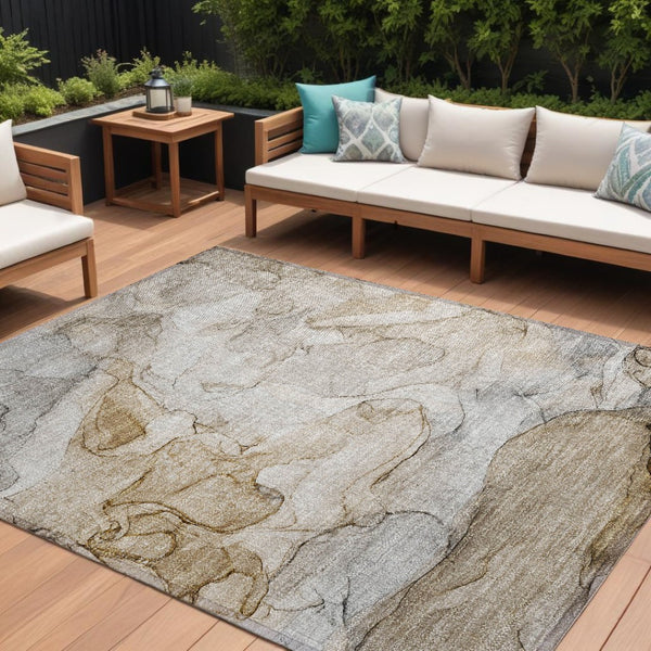 HomeRoots 5' Beige Abstract Area Rug - Washable, Non-Skid, Stain-Resistant Design for Indoor & Outdoor Use 8' X 10' 559953