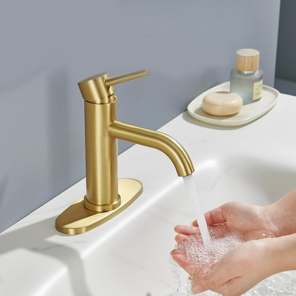 English Elm Single Handle Bathroom Faucet - Elegant Brushed Gold Lavatory Faucet With Durable Stainless Steel Design T3177P388141-GIGA