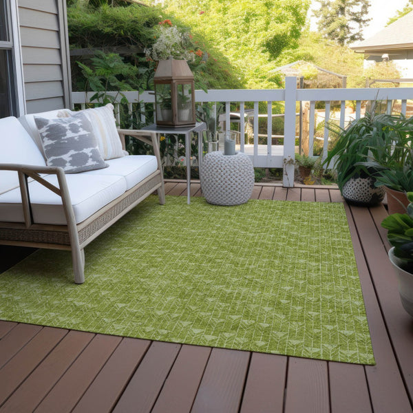 Homeroots 8' Runner Moss Green Geometric Washable Non-skid Rug For Indoor And Outdoor Elegance And Style 9' X 12' Polyester 560035
