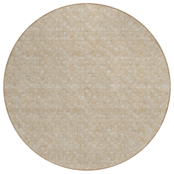 Homeroots 8' Round Tan Round Geometric Washable Non Skid Indoor Outdoor Area Rug Beige Polyester 560042