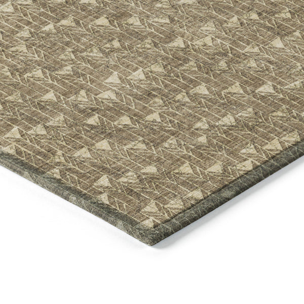 Homeroots 8' Runner Brown Geometric Washable Non Skid Indoor Outdoor Runner Rug Brown Polyester 560056