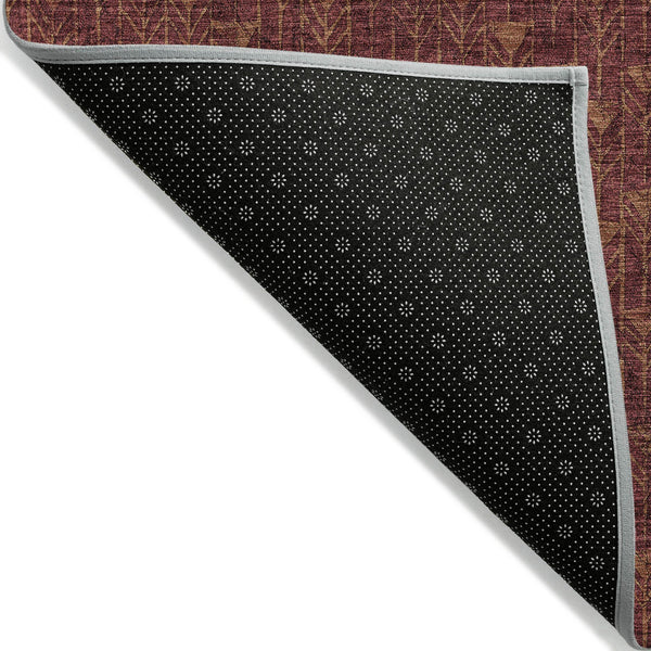 Homeroots 8' Runner Moss Green Geometric Washable Non-skid Rug For Indoor And Outdoor Elegance And Style 3' X 5' Polyester 560067