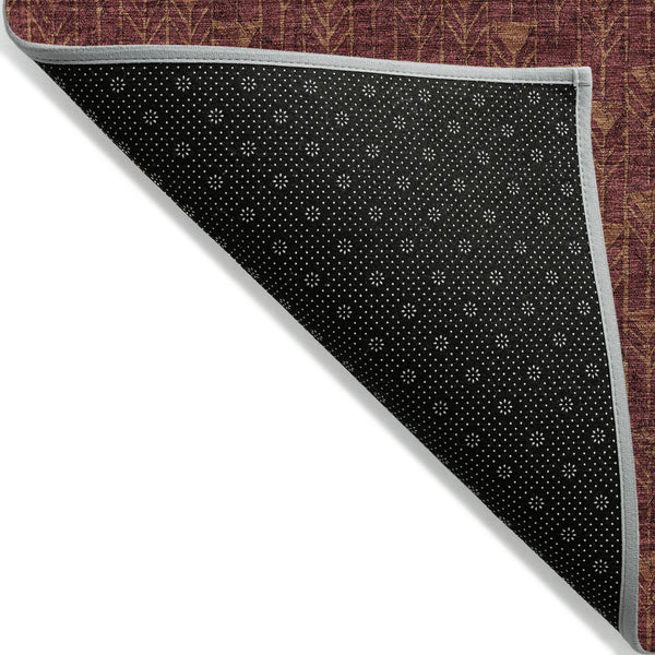 Homeroots 10' X 14' Burgundy Geometric Washable Non Skid Indoor Outdoor Area Rug Burgundy Polyester 560072