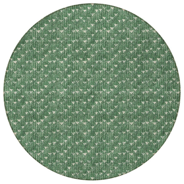 HomeRoots 5' Moss Green Geometric Indoor Outdoor Area Rug - Washable, Non-Skid, Stain-Resistant Design 8' Round 560096