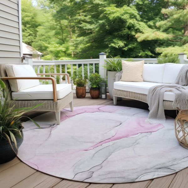 HomeRoots 5' Abstract Ivory Blue Gray Indoor Outdoor Area Rug - Modern Non-Skid, Machine Washable, Durable Design 8' Round 560189
