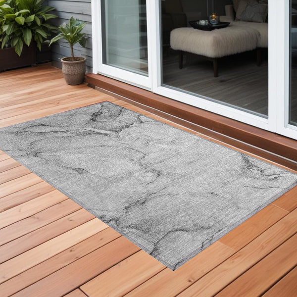 Homeroots 3' X 5' Gray Abstract Washable Non Skid Indoor Outdoor Area Rug Gray Polyester 560205