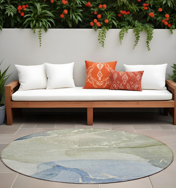 Homeroots 8' Round Blue And Green Abstract Washable Indoor Outdoor Area Rug Blue Polyester 560243