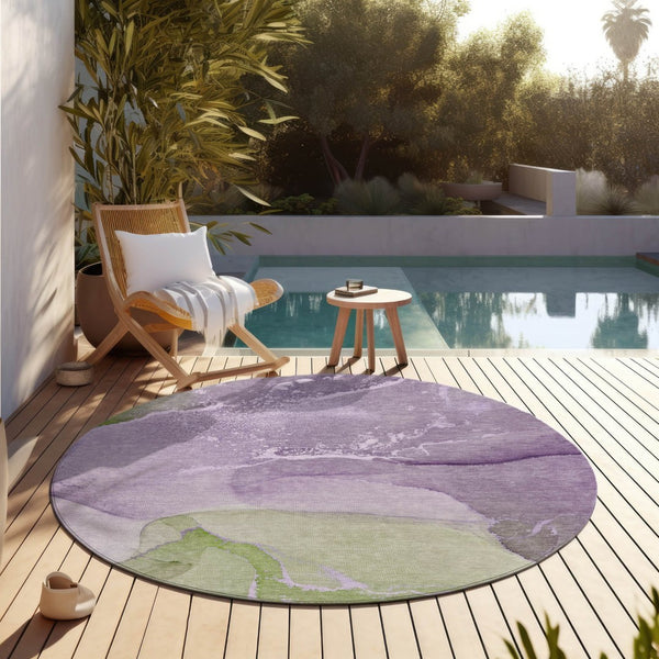 HomeRoots 5' Abstract Blue and Green Washable Area Rug – Durable Indoor Outdoor Design for Modern Spaces 8' Round 560270