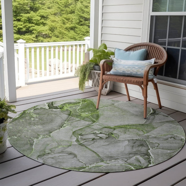 HomeRoots 5' Blue and Gray Abstract Area Rug - Durable, Washable, Non-Skid Design for Indoor and Outdoor Spaces 8' Round 560362