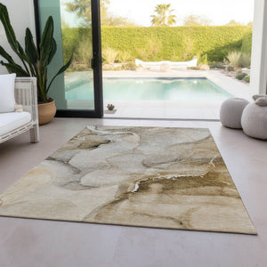 HomeRoots 5' Abstract Indoor Outdoor Area Rug - Stylish Washable Design for Living Spaces and Patios 5' X 8' 560442