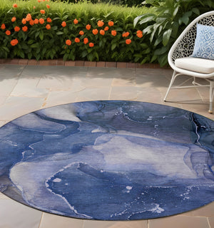 Homeroots 8' Round Blue Round Abstract Washable Non Skid Indoor Outdoor Area Rug Blue Polyester 560488