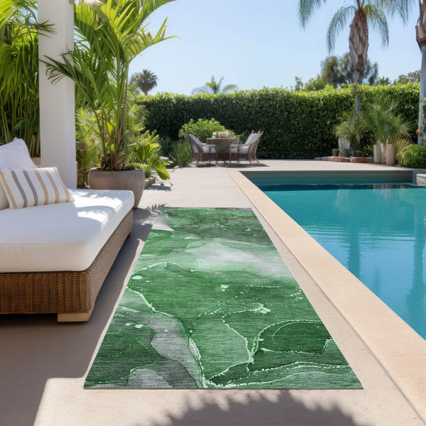 Homeroots 8' Runner Emerald Abstract Washable Non Skid Indoor Outdoor Runner Rug Emerald Polyester 560502