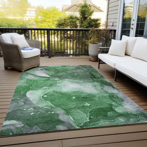 Homeroots 10' X 14' Emerald Abstract Washable Non Skid Indoor Outdoor Area Rug Emerald Polyester 560509