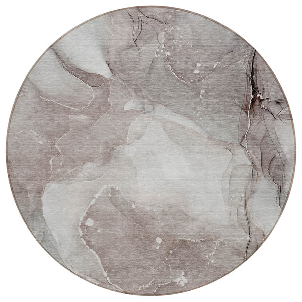 Homeroots 8' Round Taupe Round Abstract Washable Non Skid Indoor Outdoor Area Rug Taupe Polyester 560533