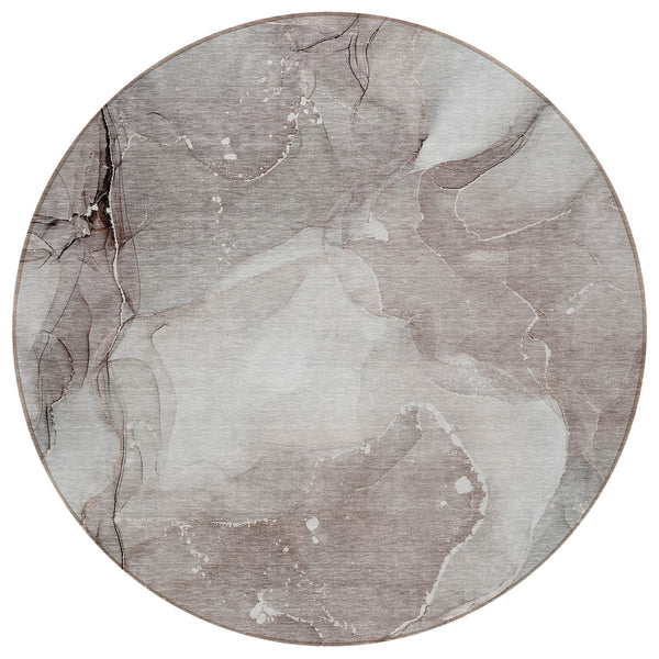 Homeroots 8' Round Taupe Round Abstract Washable Non Skid Indoor Outdoor Area Rug Taupe Polyester 560533