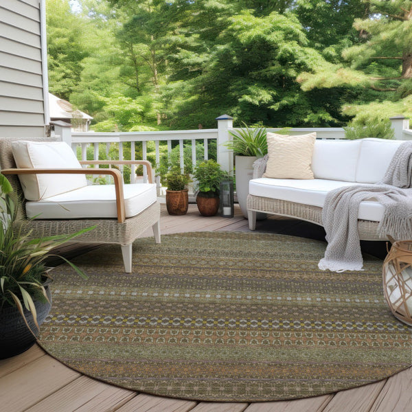 Homeroots 2' Artichoke Green Striped Washable Indoor Outdoor Runner Rug - Stylish, Stain-resistant Design 8' Round Polyester 560731