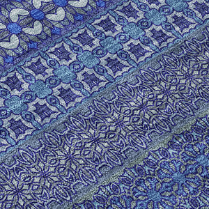 Homeroots 2' Artichoke Green Striped Washable Indoor Outdoor Runner Rug - Stylish, Stain-resistant Design Navy Polyester 560745