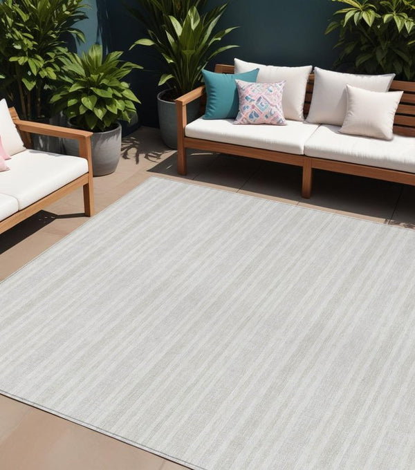 Homeroots 2' Blue Striped Washable Runner Rug - Perfect For Indoor And Outdoor Spaces, Stain-resistant Design Ivory Polyester 561183