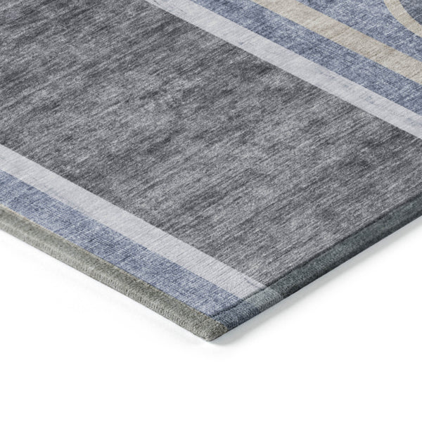 Homeroots 2' Abstract Washable Indoor Outdoor Runner Rug - Stylish, Stain Resistant Design For Any Space Navy Polyester 561324