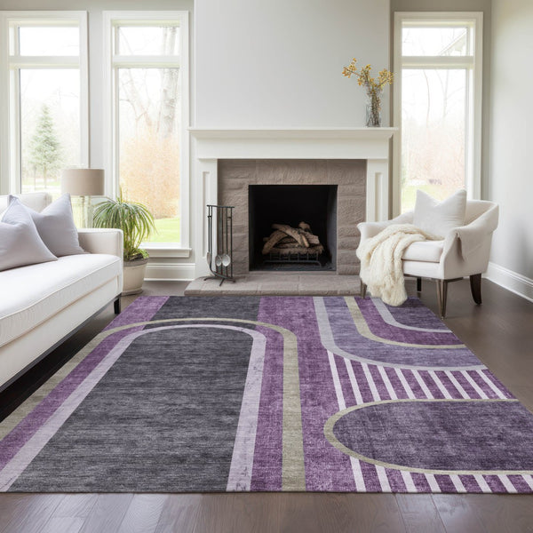 Homeroots 2' Abstract Washable Indoor Outdoor Runner Rug - Stylish, Stain Resistant Design For Any Space Purple Polyester 561337