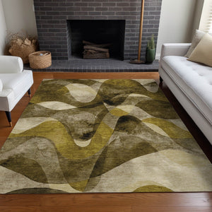 Homeroots 5' X 8' Abstract Washable Non-skid Area Rug For Indoor & Outdoor Spaces - Stain Resistant Design Coffee Polyester 561583