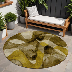 Homeroots 8' Round Coffee Round Abstract Washable Non Skid Indoor Outdoor Area Rug Coffee Polyester 561584