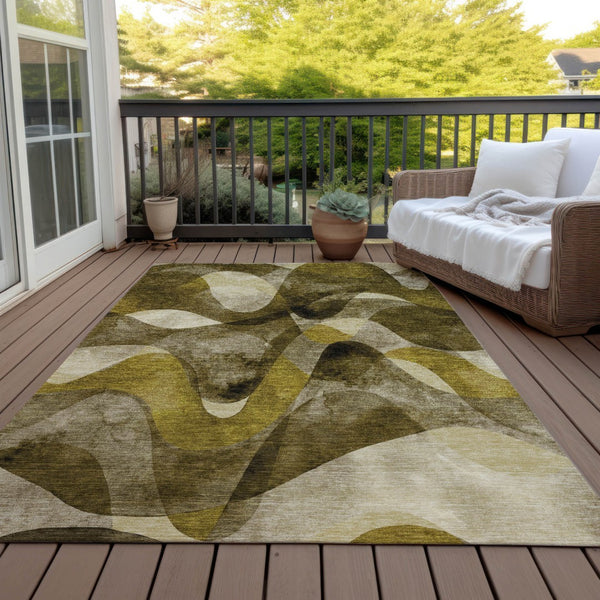 Homeroots 5' X 8' Abstract Washable Non-skid Area Rug For Indoor & Outdoor Spaces - Stain Resistant Design Coffee Polyester 561587