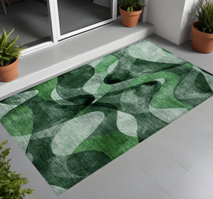 Homeroots 5' X 8' Abstract Washable Non-skid Area Rug For Indoor & Outdoor Spaces - Stain Resistant Design Fern Polyester 561591
