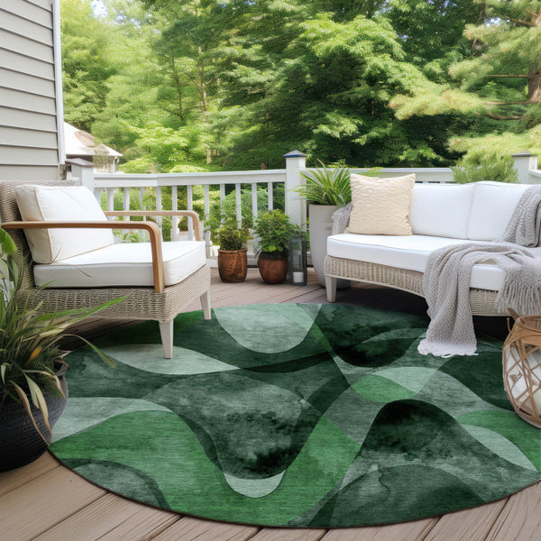 Homeroots 8' Round Fern Green Round Abstract Washable Non Skid Indoor Outdoor Area Rug Fern Polyester 561593