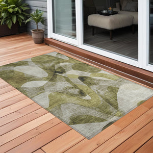 Homeroots 5' X 8' Abstract Washable Non-skid Area Rug For Indoor & Outdoor Spaces - Stain Resistant Design Olive Polyester 561609