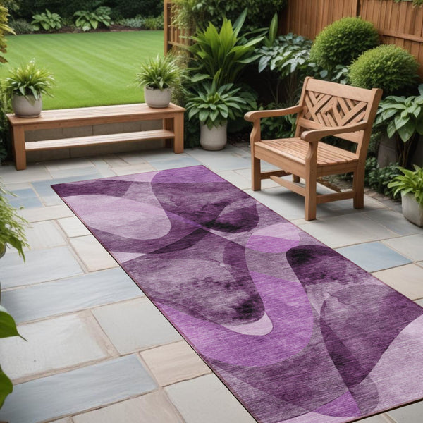 Homeroots 5' X 8' Abstract Washable Non-skid Area Rug For Indoor & Outdoor Spaces - Stain Resistant Design Purple Polyester 561616