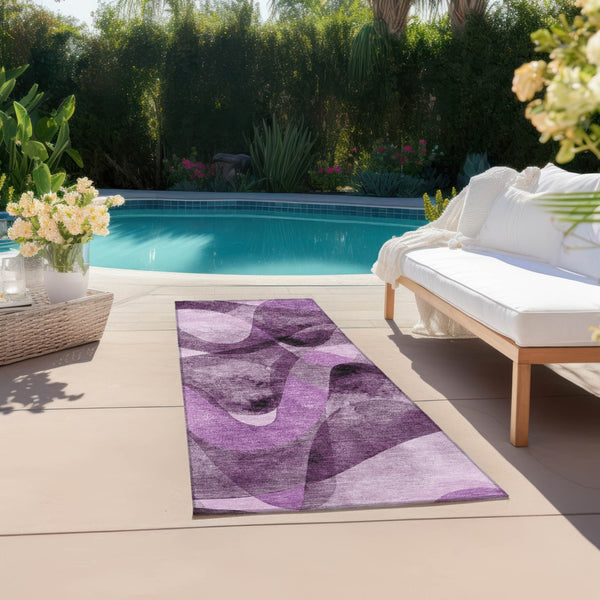 Homeroots 5' X 8' Abstract Washable Non-skid Area Rug For Indoor & Outdoor Spaces - Stain Resistant Design Purple Polyester 561616