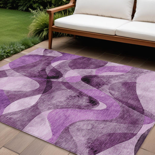 Homeroots 5' X 8' Abstract Washable Non-skid Area Rug For Indoor & Outdoor Spaces - Stain Resistant Design Purple Polyester 561621