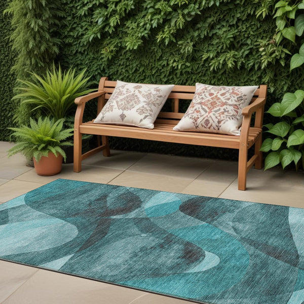 Homeroots 5' X 8' Abstract Washable Non-skid Area Rug For Indoor & Outdoor Spaces - Stain Resistant Design Teal Polyester 561625