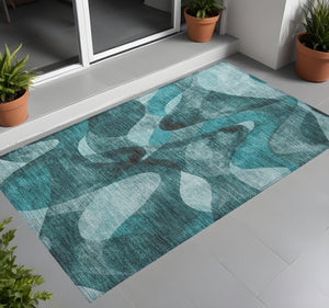 Homeroots 5' X 8' Abstract Washable Non-skid Area Rug For Indoor & Outdoor Spaces - Stain Resistant Design Teal Polyester 561627
