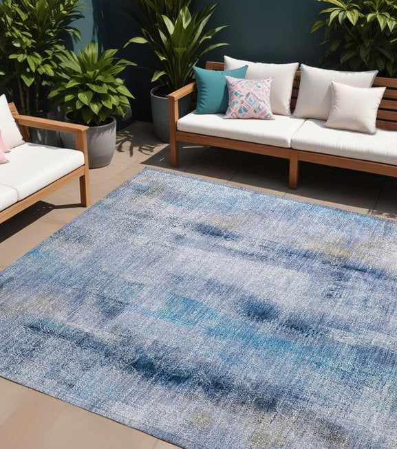 Homeroots 3' Washable Non-skid Indoor Outdoor Area Rug – Stylish Stain Resistant Design For Family Spaces Blue Polyester 561650