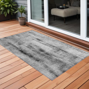 Homeroots 3' Washable Non-skid Indoor Outdoor Area Rug – Stylish Stain Resistant Design For Family Spaces Gray Polyester 561654